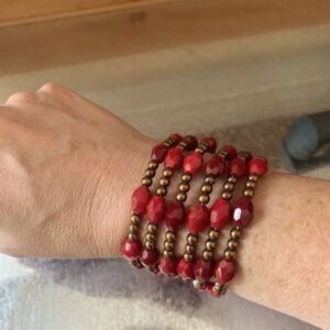 MADE BY MELANIE Memory Bracelet Reds with Bronze‎ Beading Handcrafted